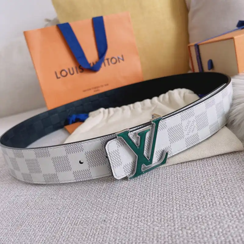 LV Belts 2106XA0167