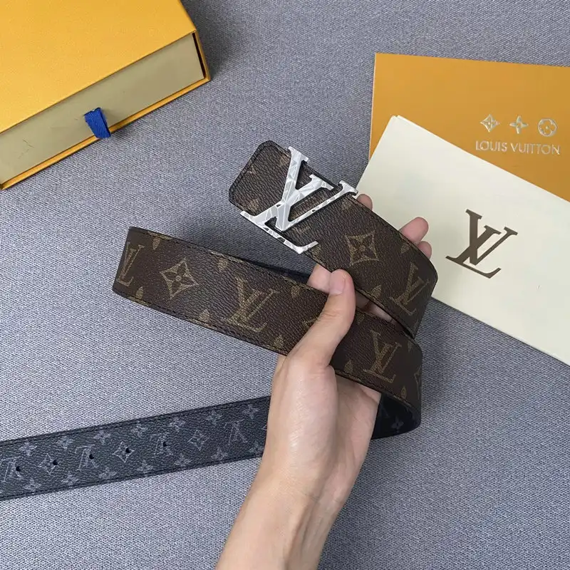 LV Belts 2106XA0188