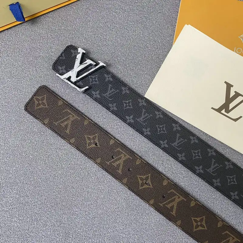 LV Belts 2106XA0188