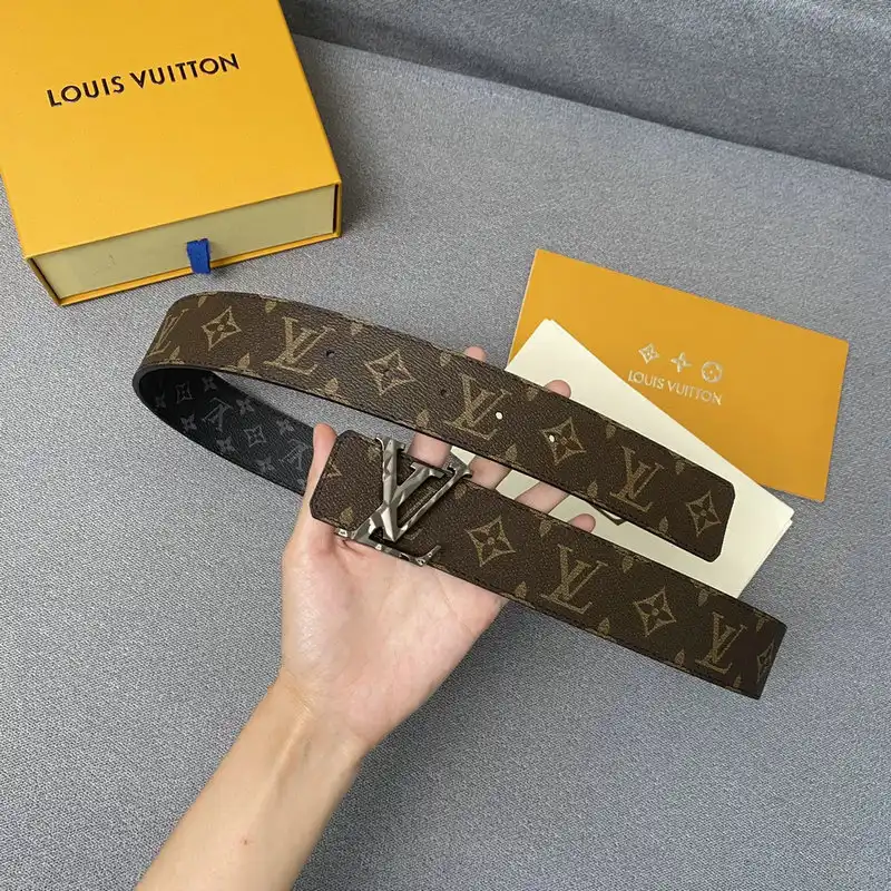 LV Belts 2106XA0189