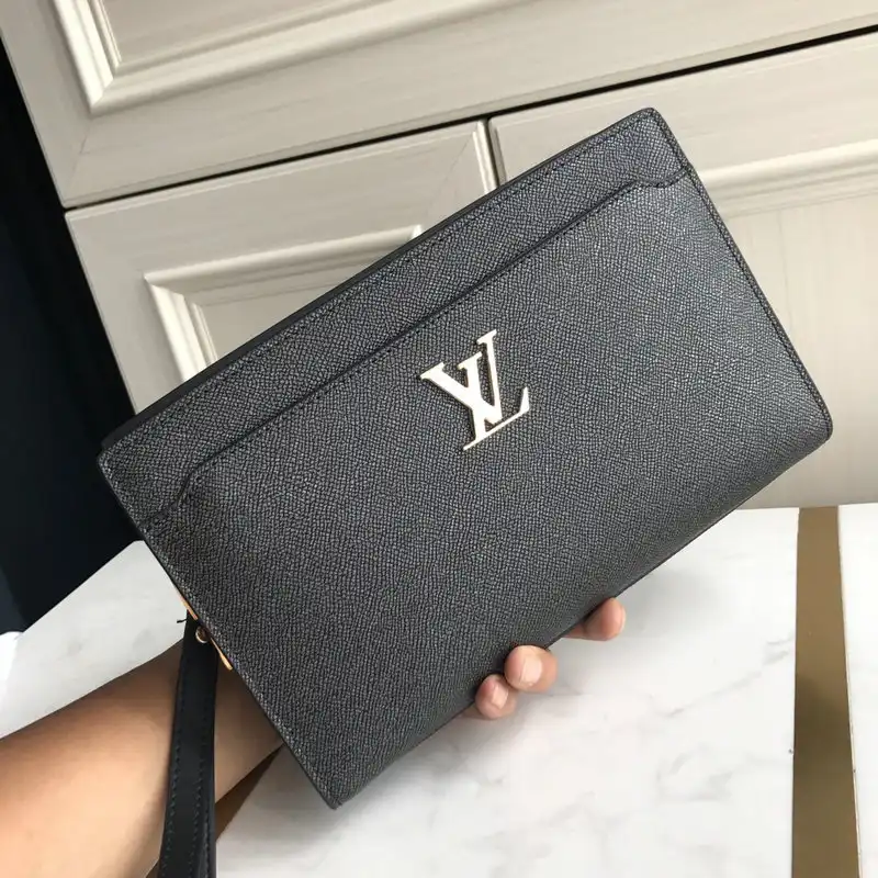 LV Bags 2106DJ0007