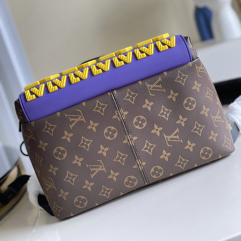 LV Bags 2106DJ0010