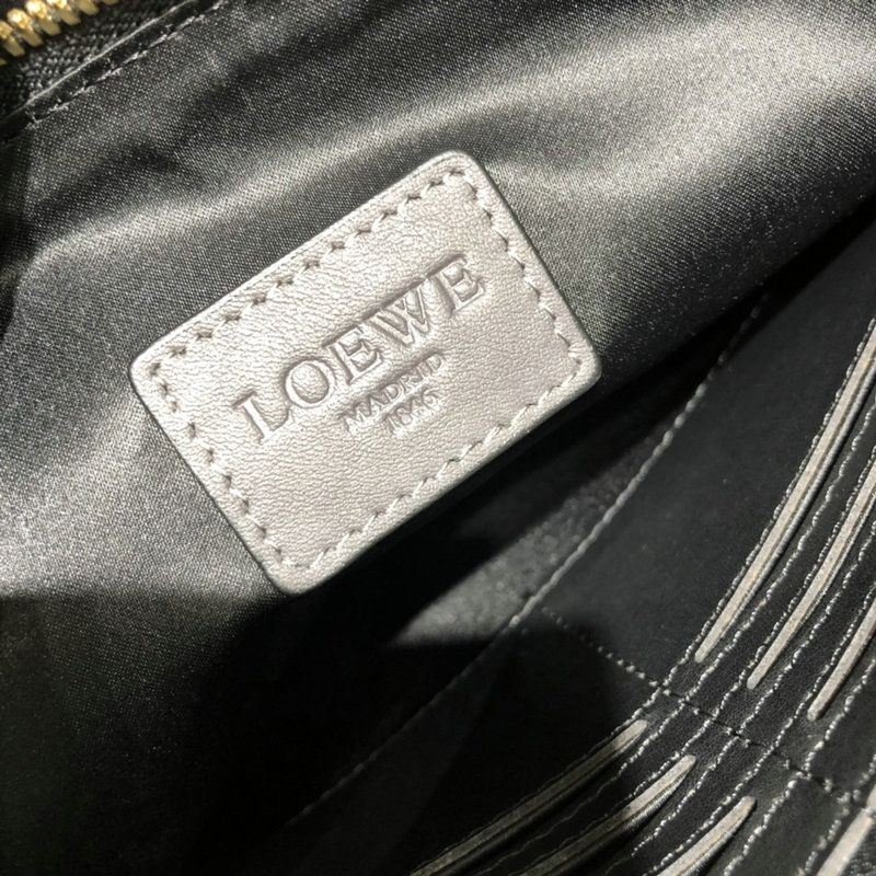 Loewe Bags 2106DJ0016