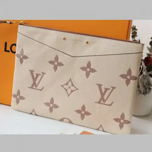 LV Bags 2106DJ0045