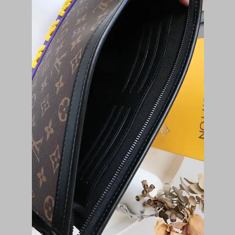 LV Bags 2106DJ0073