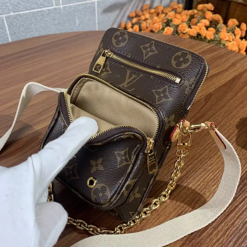 LV Bags 2107YA0047