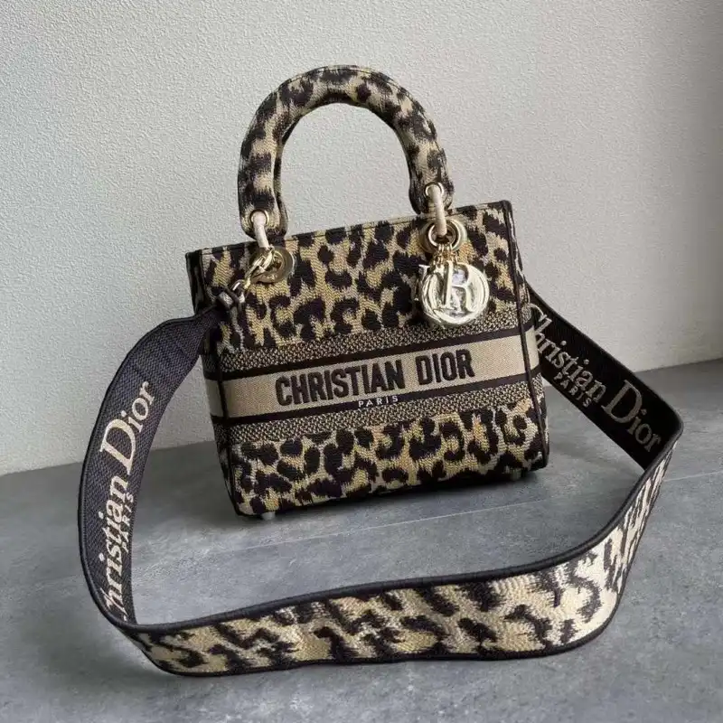 Fashionrepsfam ru Dio Bags 2107YA0068