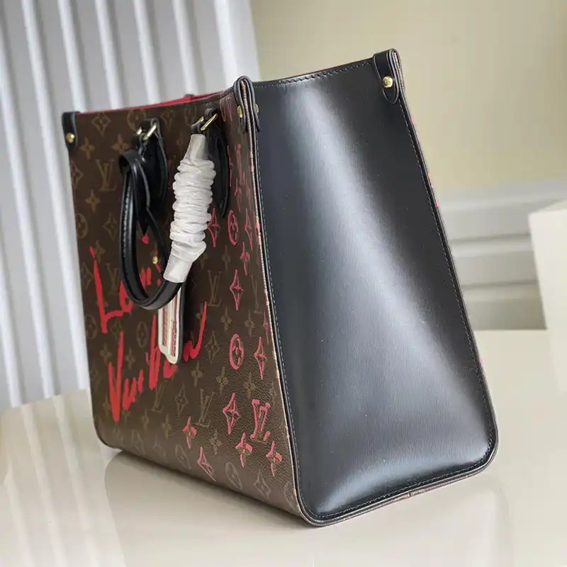 LV Bags 2107YA0076