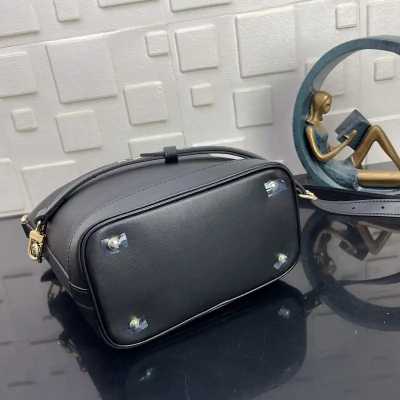 LV Bags 2107YA0097