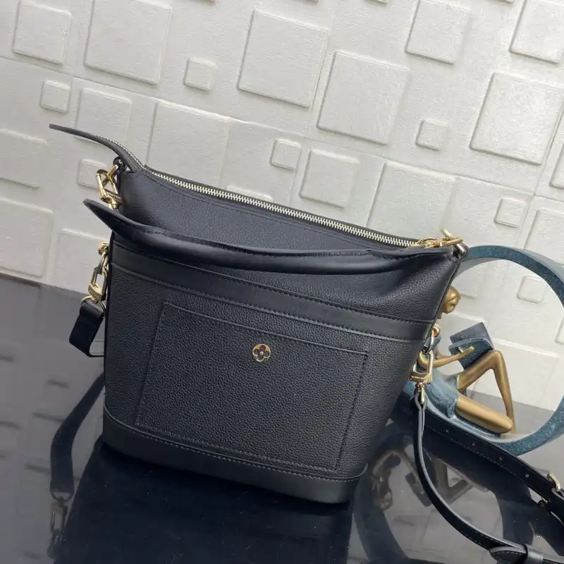 LV Bags 2107YA0097