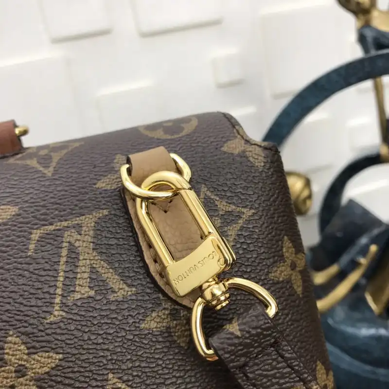 LV Bags 2107YA0102