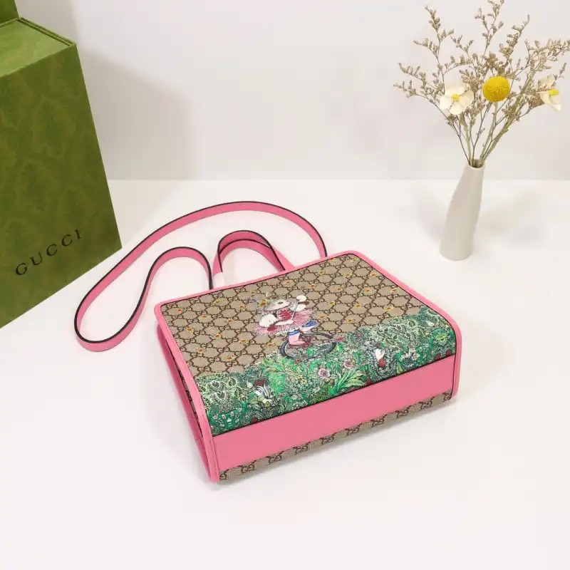 Gucci Bags 2107YA0106