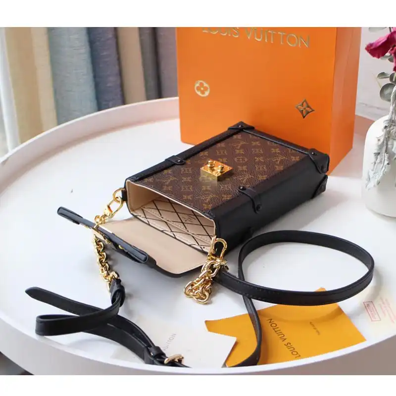 LV Bags 2107YA0116