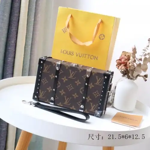 LV Bags 2107YA0130