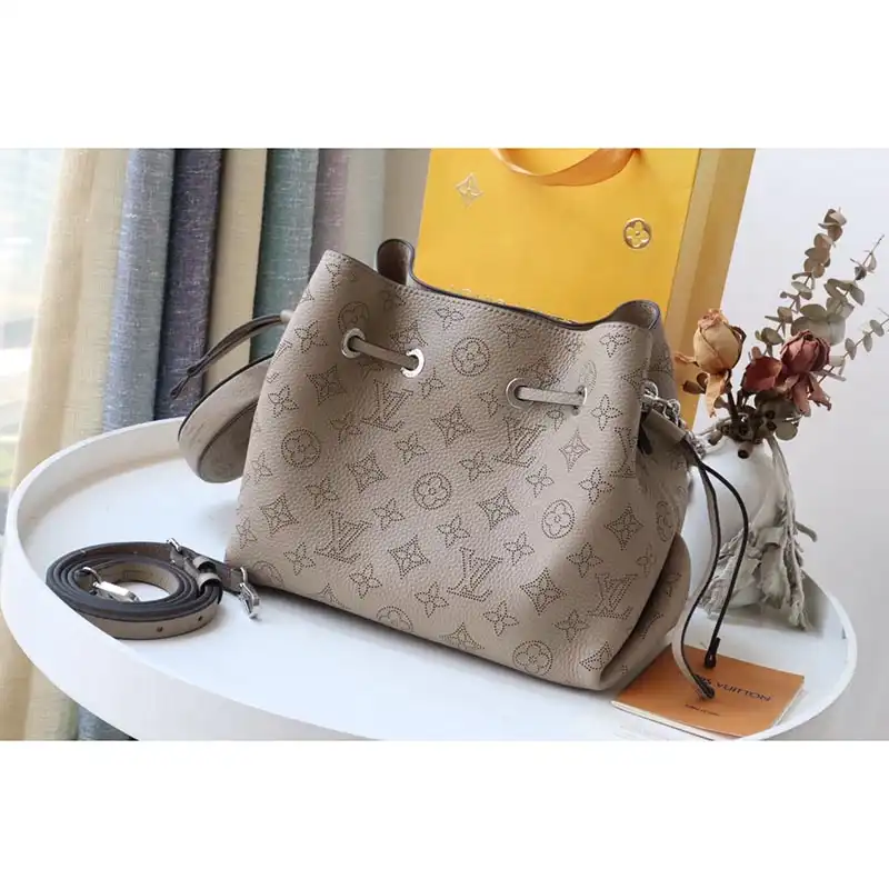 LV s Bags 2108DJ0009