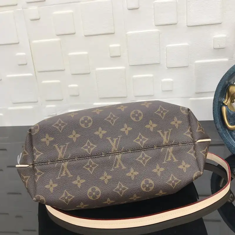 LV s Bags 2108DJ0037