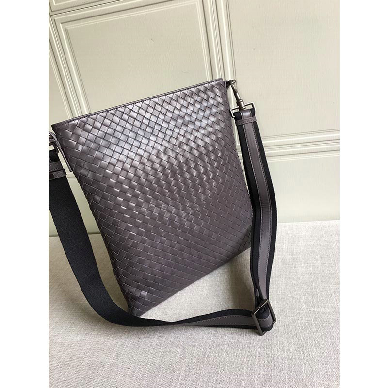 FASH Bottega Veneta Bag 2108SF0136