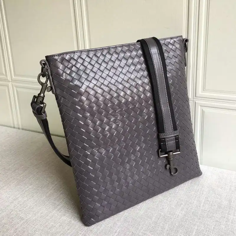 Official Brother Sam Bottega Veneta Bag 2108SF0137