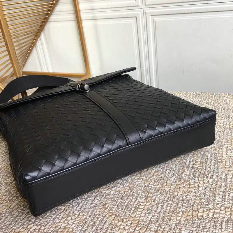 Brother Sam Bottega Veneta Bag 2108SF0171