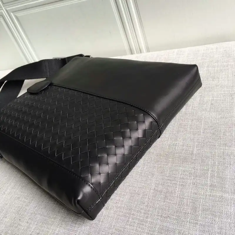 Bottega Veneta Bag 2108SF0210