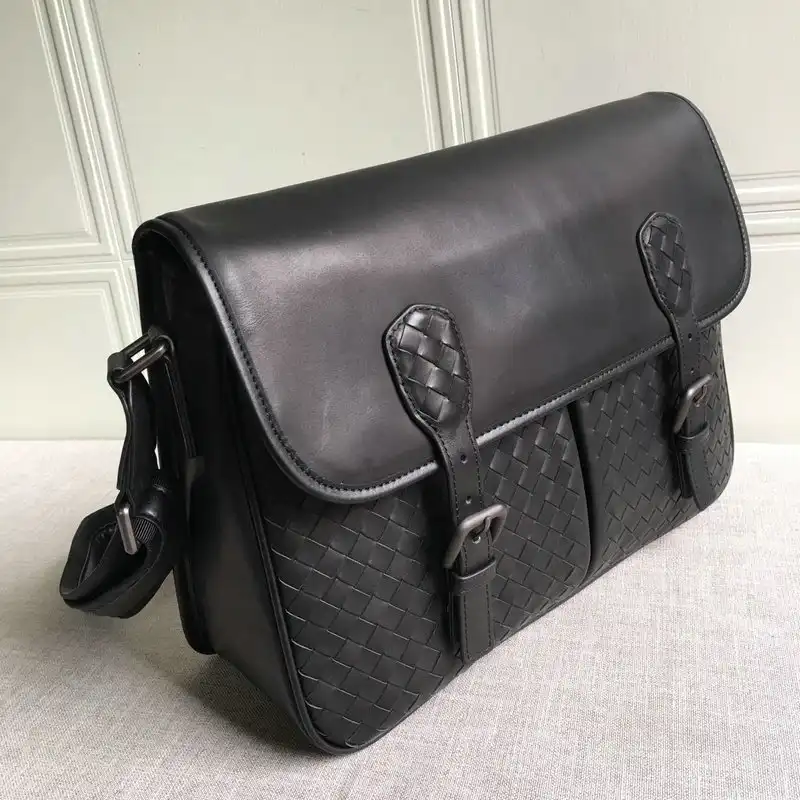 Bottega Veneta Bag 2108SF0211