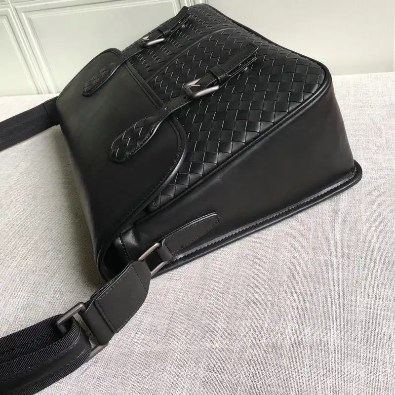 Bottega Veneta Bag 2108SF0211