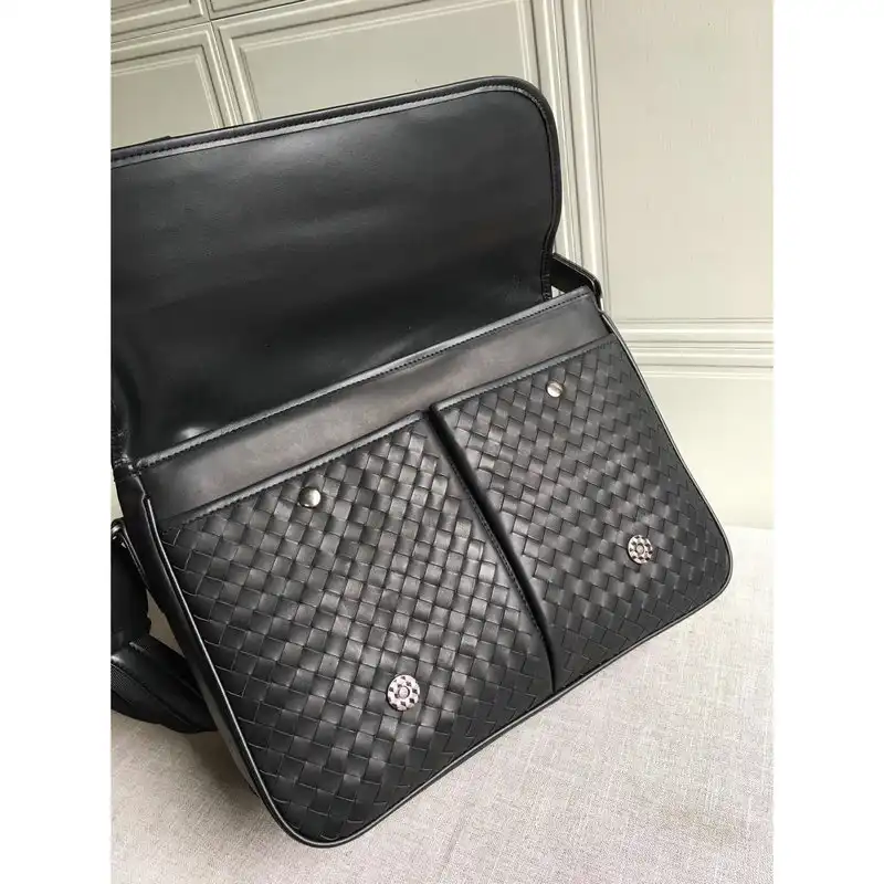 Bottega Veneta Bag 2108SF0211