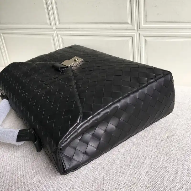 Bottega Veneta Bag 2108SF0316