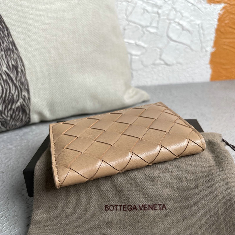 FASH Bottega Veneta Bag 2108SF0336