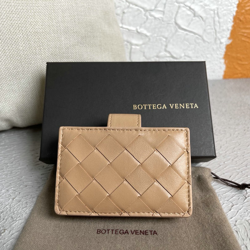 FASH Bottega Veneta Bag 2108SF0338