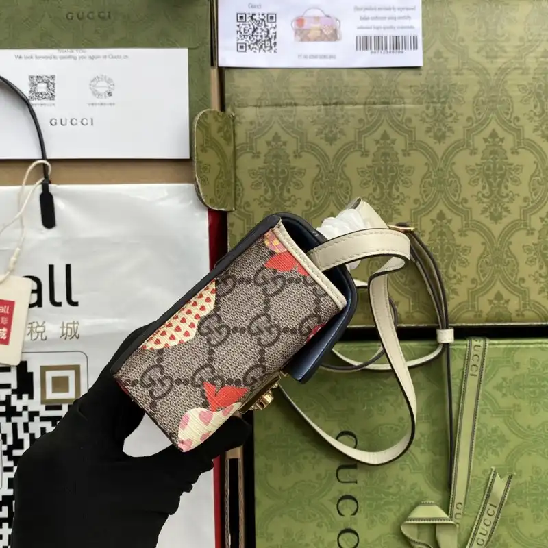 Gucci s Bags 2108YA0071