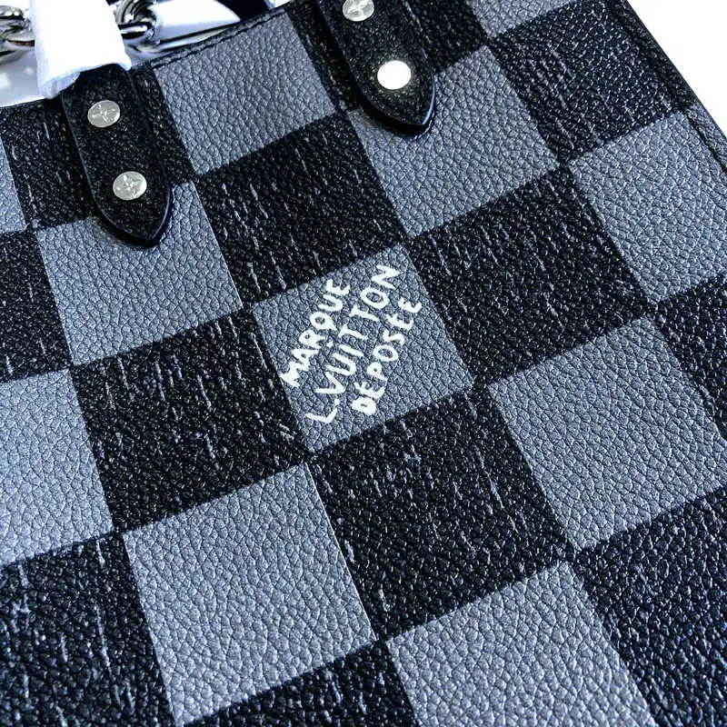 LV Bags 2109DJ0015