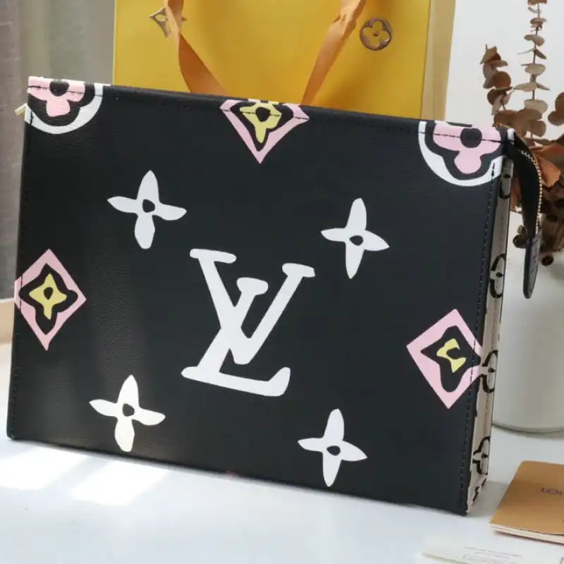 LV Bags 2109DJ0019