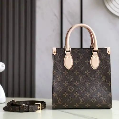 LV Bags 2109DJ0040