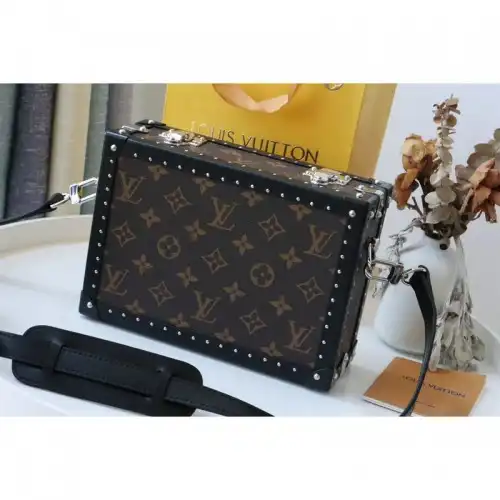 LV Bags 2109DJ0043