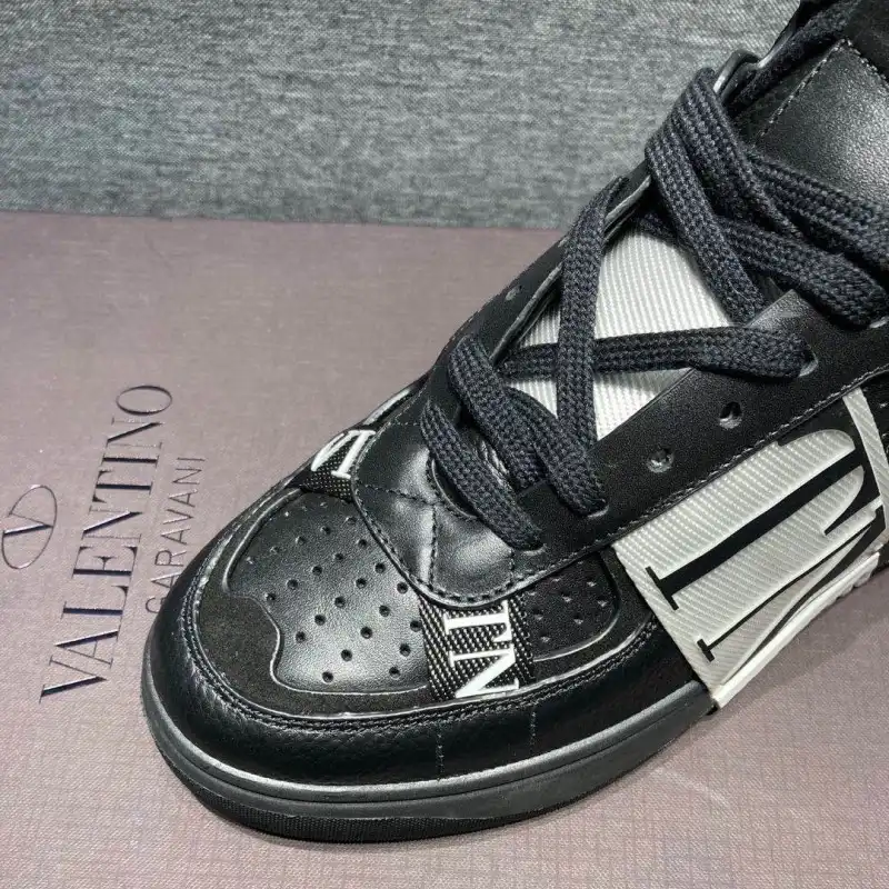 Valentino Shoes 2109PZ0041