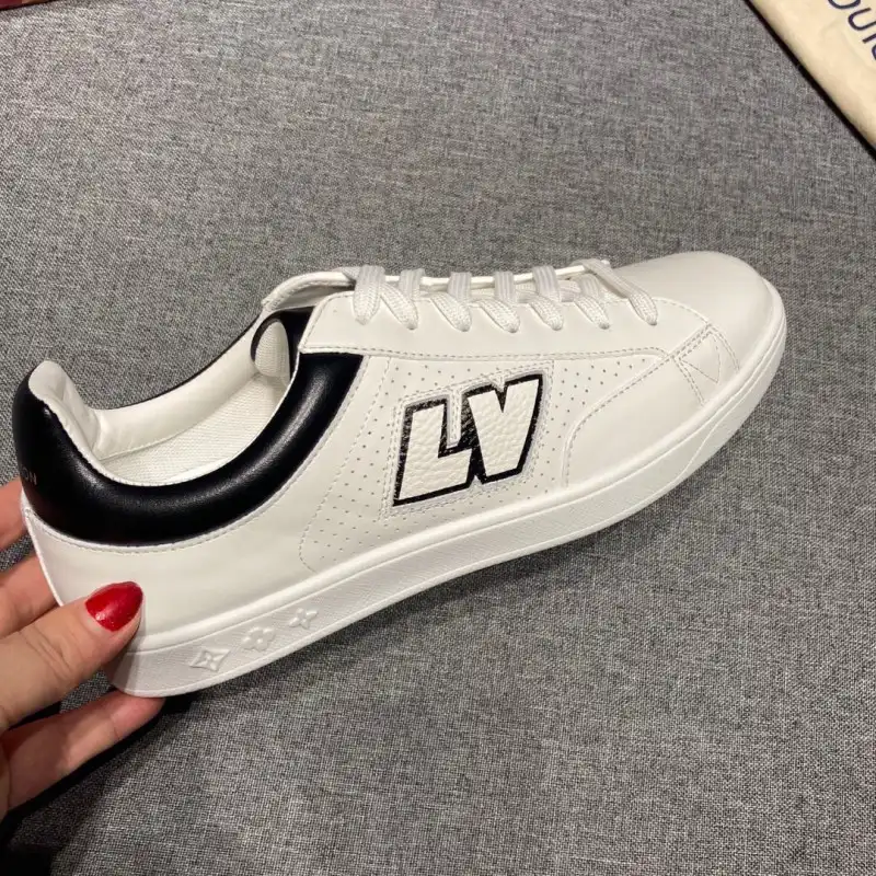 LV Shoes 2109PZ0050