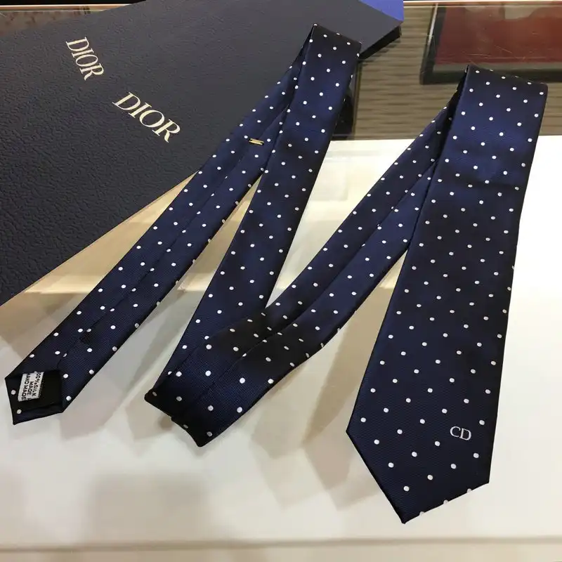 TIES Tie 2109WH0005