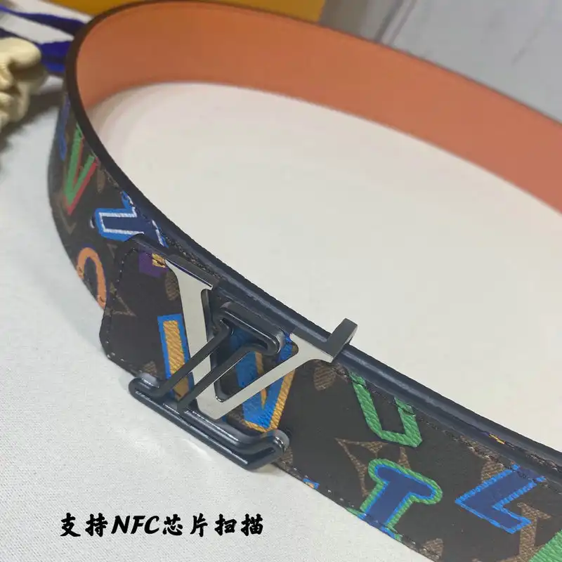 LV Belts 2109XA0009