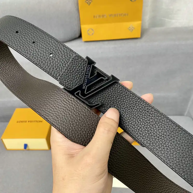 LV Belts 2109XA0049