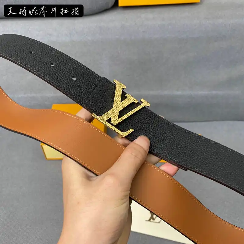 LV Belts 2109XA0055