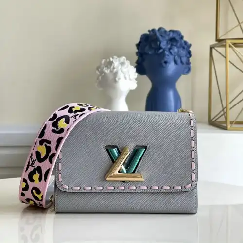 LV Bag 2109YA0027