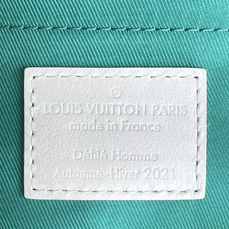 LV Bag 2109YA0037