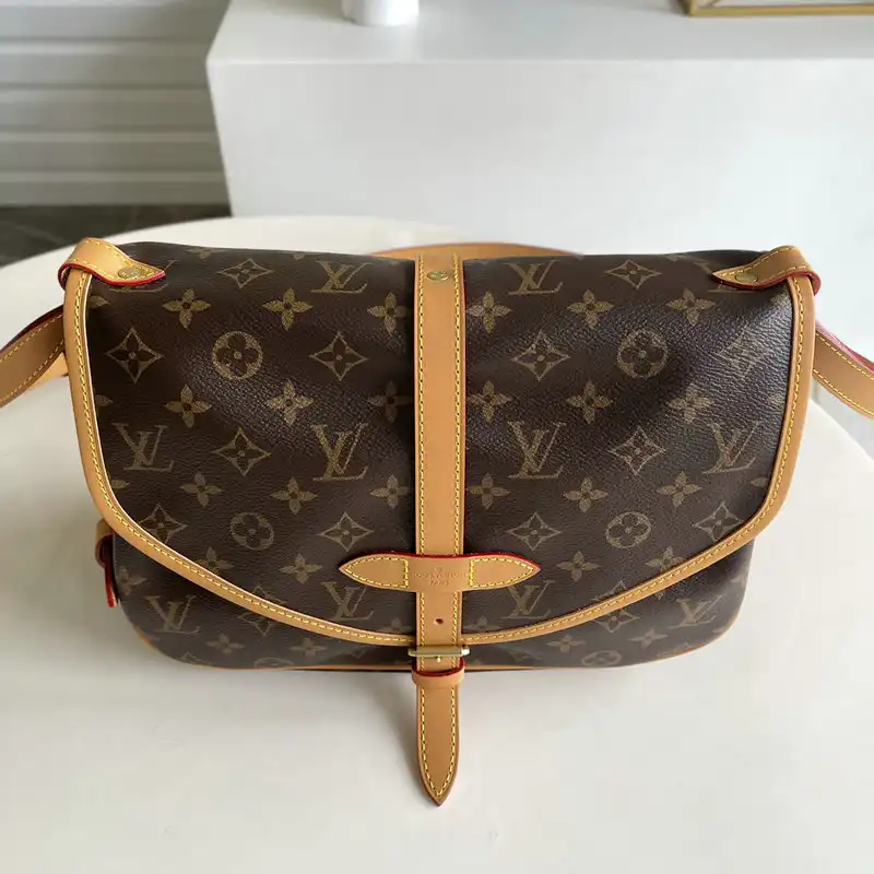 LV Bag 2109YA0039