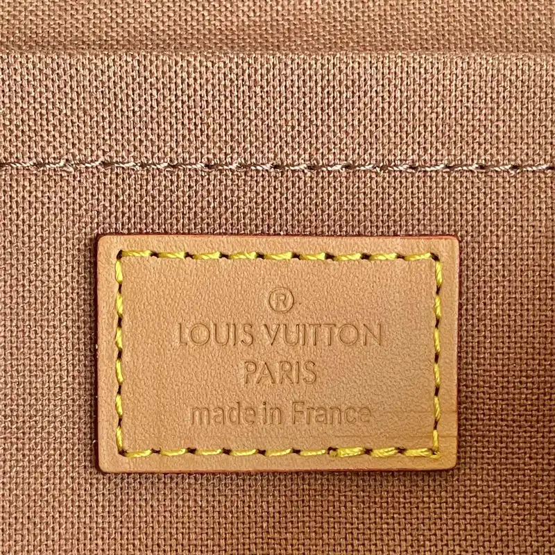 Official Brother Sam LV Bag 2109YA0040