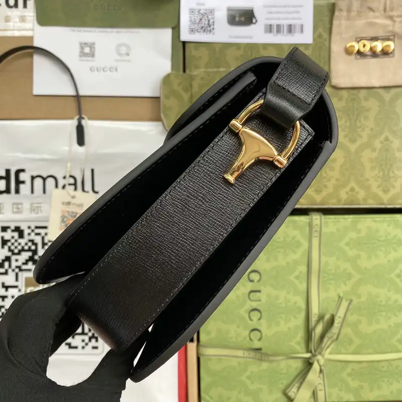 Cheap Gucci Bag 2109YA0047