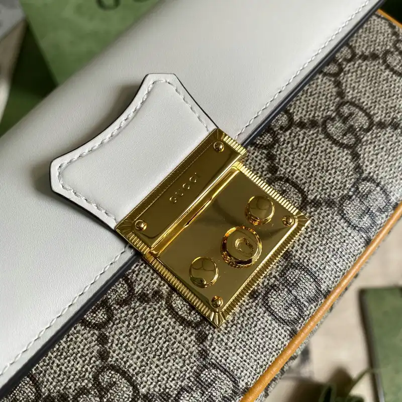 Gucci Bag 2109YA0080