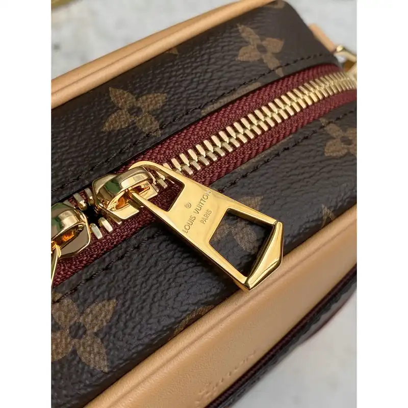 LV Bag 2109YA0110