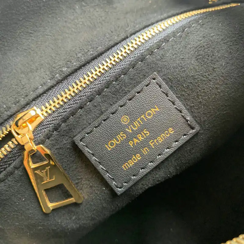 LV Bag 2109YA0114