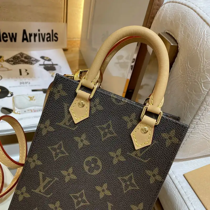 Fashionrepsfam ru LV Bag 2109YA0116